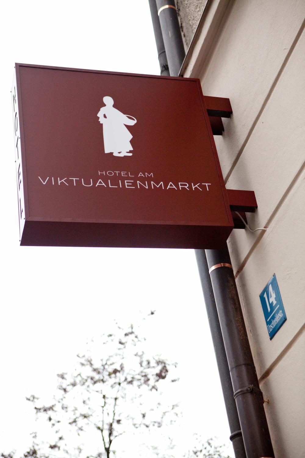 Am Viktualienmarkt München